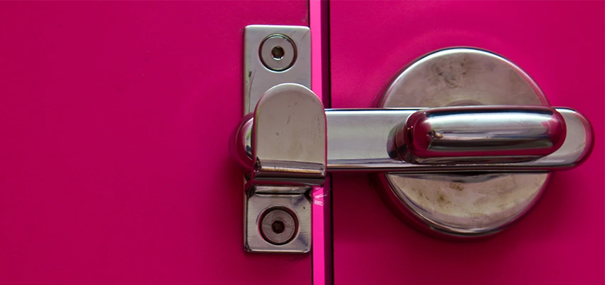 Childproof Gate Lock in Santa Paula, California