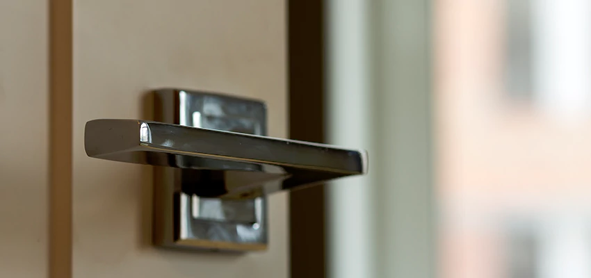 Door Lever Knob Repair in Santa Paula, California