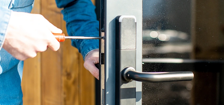 Aluminium Door Lock Replacement in Santa Paula, California