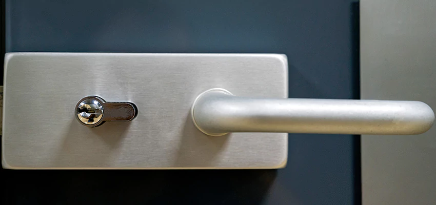 Change Patio Door Locks in Santa Paula, California